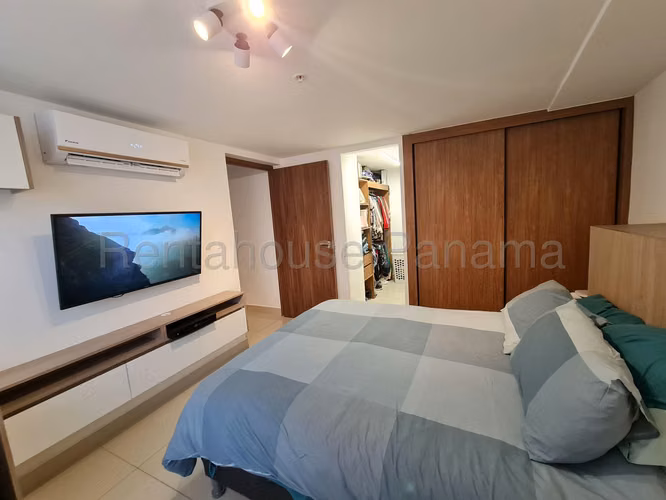 Alquiler de Apartamento en Via España Ph Worldwide Plaza NS