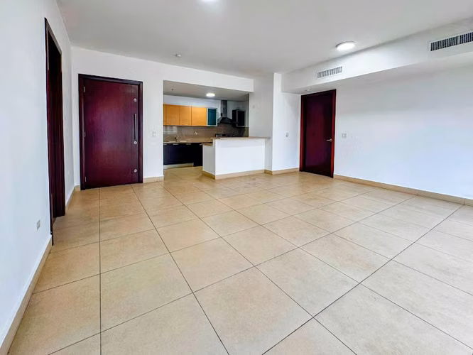 Apartamento en Punta Pacifica I con balcón y vista a la ciudad - Imagen 5