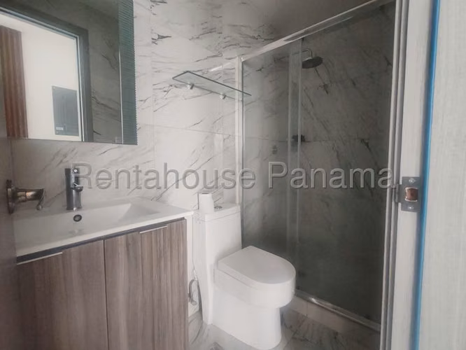 Se Alquila Apartamento en Bellavista DPA27-1176