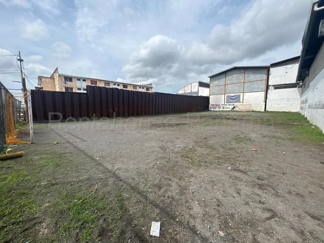 Galera en venta en Rio Abajo 1392m2 - Imagen 15