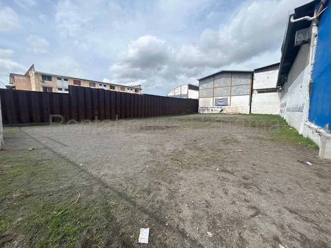 Galera en venta en Rio Abajo 1392m2 - Imagen 14