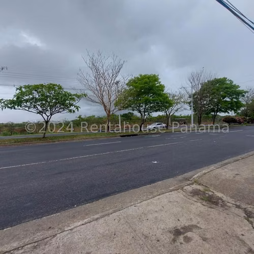 Venta de galeras, bodegas, locales en Tocumen