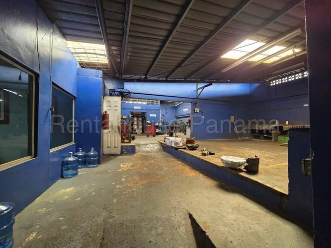 Venta de galera/bodega comercial de 600m2 en Juan Diaz