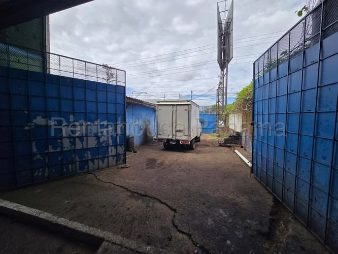 Venta de galera/bodega comercial de 600m2 en Juan Diaz