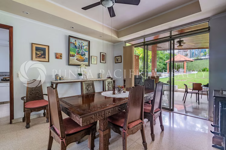 Casa en Altos del Golf | Se Vende | Terreno 1045 m2 - Imagen 2