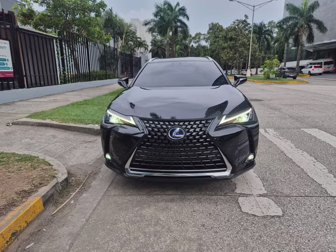 LEXUS UX250h 2022 HÍBRIDO - EXCELENTE ESTADO - Imagen 2