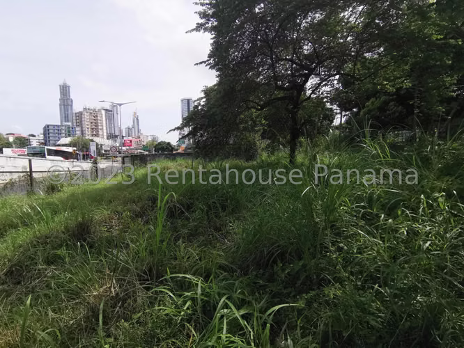 Terreno de 1181m2 en Venta en los Ángeles 27PPM1190 - Imagen 3