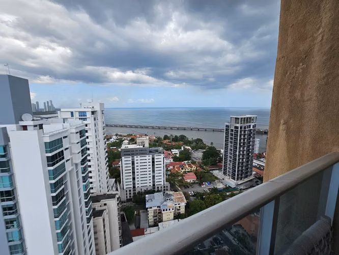 Apartamento en Coco del Mar I con amplia terraza y amplitud confort