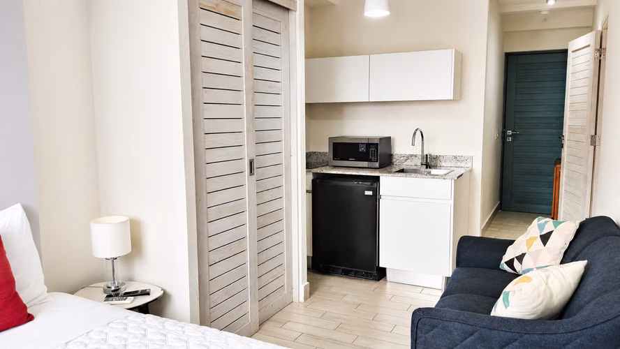 Apartamento de Playa de Dos Recámaras con Suite Lock Off en Playa Caracol - Imagen 8