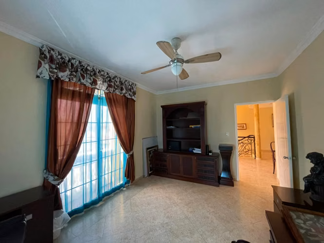 Casa en Ancon residencial privado I con terraza y amplio patio - Imagen 10