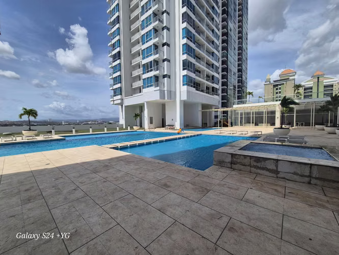 ALQUILER DE APARTAMENTO EN PH TOP TOWER - Imagen 13