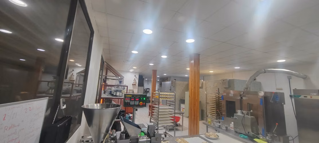 ALQUILO PLANTA ALTA IDEAL PARA ACADEMIA