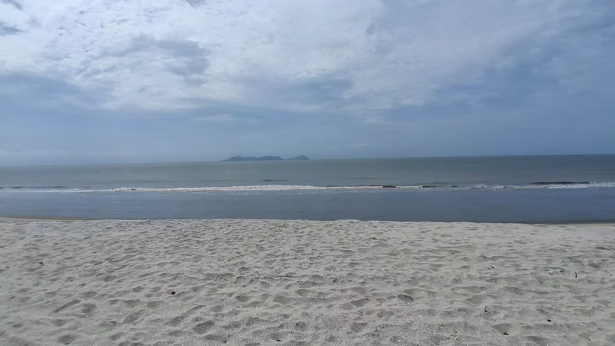 A 250MTS DE LA PLAYA - Imagen 10