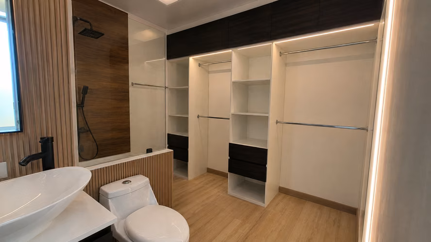 Casa  totalmente remodelada - Imagen 8