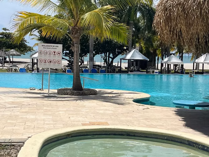 ACOGEDOR APARTAMENTO EN  NIKKI BEACH RESIDENCES - PLAYA BLANCA - Imagen 10