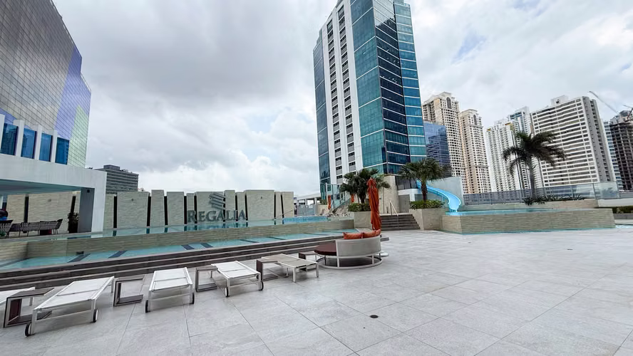 Apartamento de Lujo de 3 Recámaras en Venta en PH Regalia, Costa del Este - Imagen 8