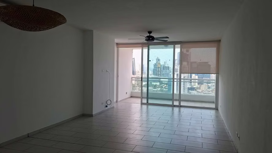 San Francisco - 124; The Towers - 124; 3Rec Line Blanca ($2,300)
