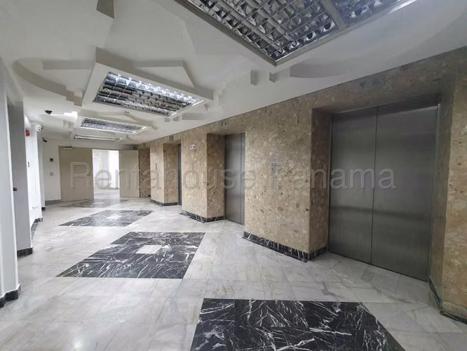 Alquiler Oficina Bellavista - YD - Imagen 18