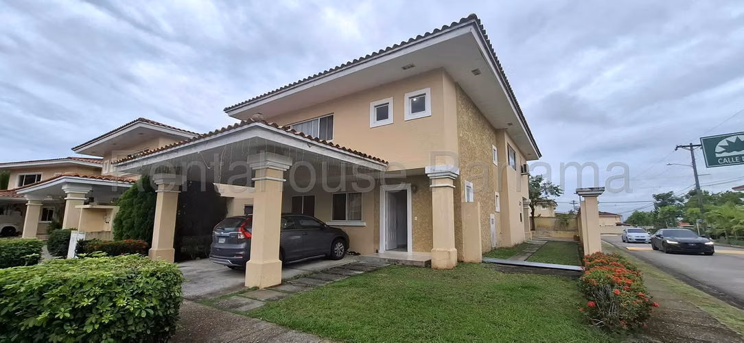 VENTA DE CASA BRISAS DEL GOLF GM - Imagen 2