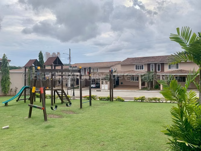 VENTA DE CASA BRISAS DEL GOLF GM - Imagen 17
