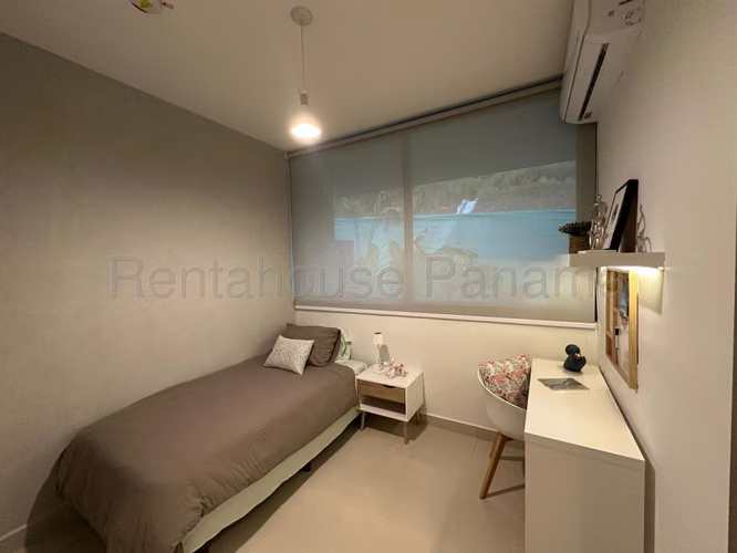 Apartamento en Venta en Brisas del Golf SYH