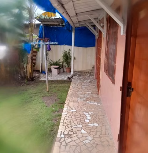Alquiler de cuarto en Calle J Paraiso - Imagen 3