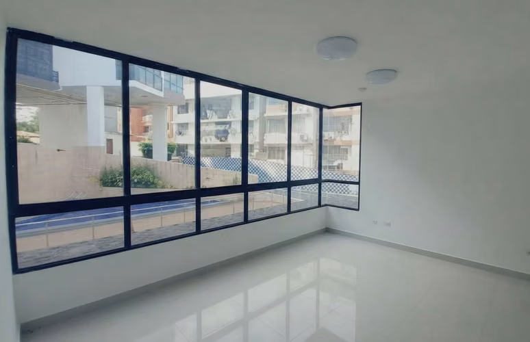 Apartamento en El Dorado I vacío I 2 Rec I nuevo a estrenar - Imagen 4