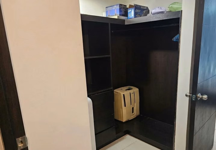 Apartamento en Avenida Balboa I con balcón y vista al mar - Imagen 11