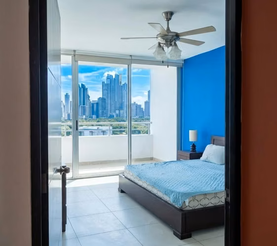 Apartamento en Avenida Balboa I con balcón y vista al mar - Imagen 10