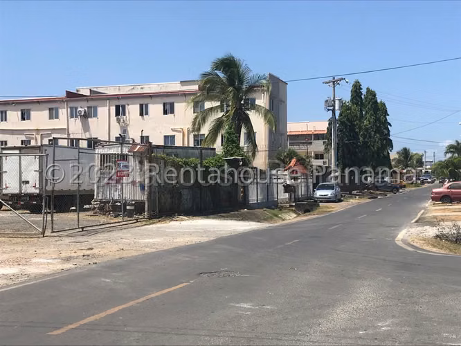 VENTA DE TERRENO EN CIUDAD RADIAL HQ