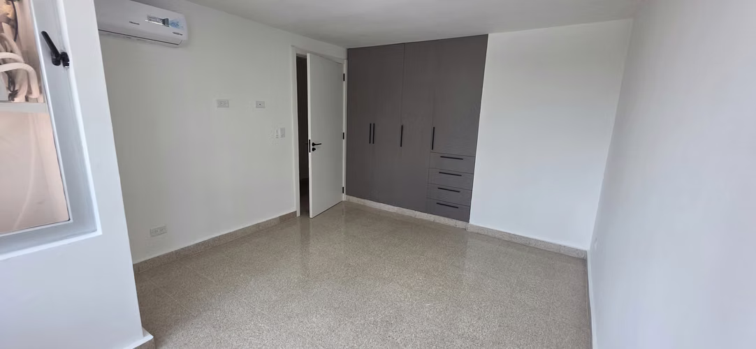 Alquiler Apartamento Bella Vista Av Arosemena - Imagen 7
