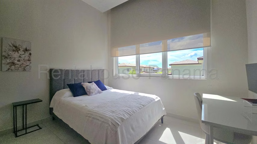 Casa en Alquiler en Santa María 27EPP432 - Imagen 15