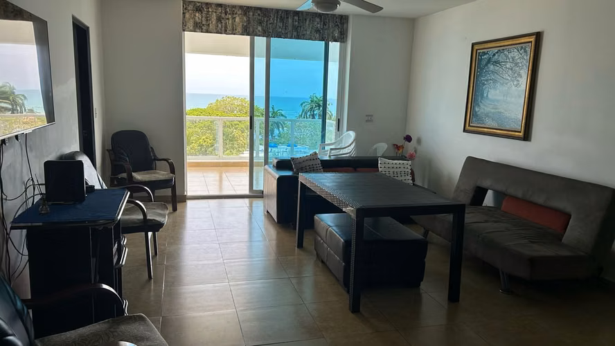 Terrazas de Farallon. 156mts 3r 2.5b amoblado $285,000.00NEG - Imagen 9