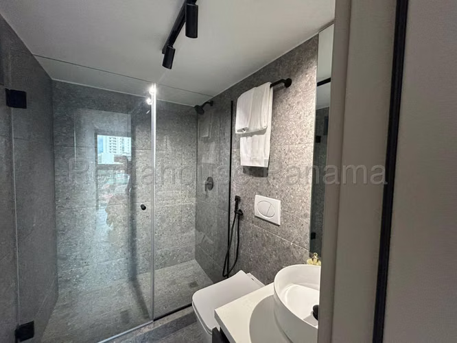 Apartamento tipo Loft en Venta en Coco del Mar SYH - Imagen 16