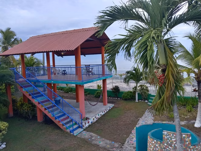 El Palmar. Casa frente al mar 2262mts 5r 6b $540,000.00neg - Imagen 10