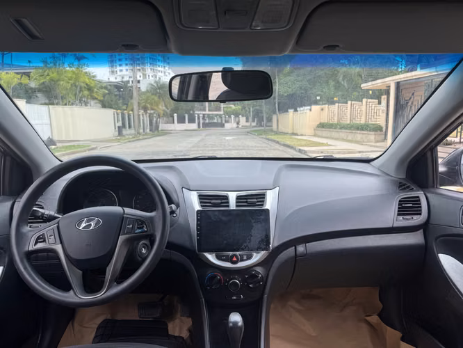 Hyundai Accent 2018 - Imagen 8