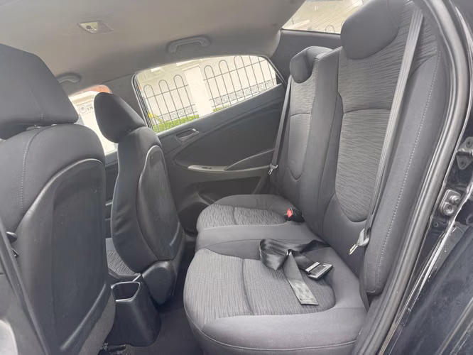 Hyundai Accent 2018 - Imagen 7