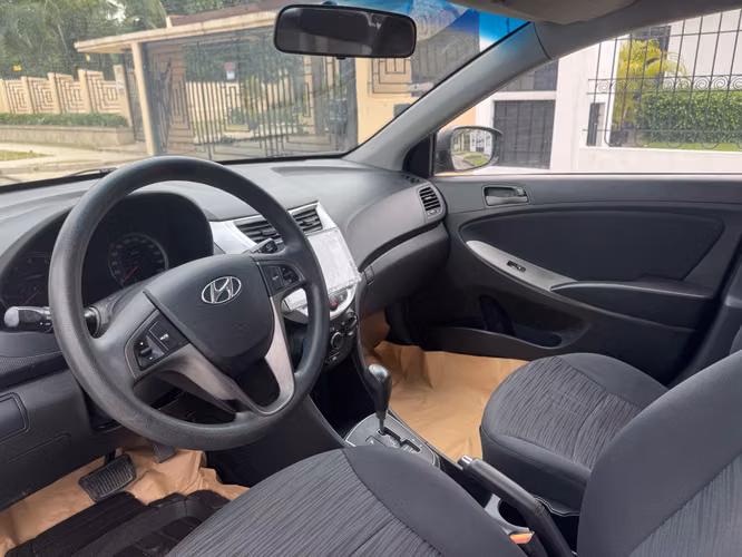 Hyundai Accent 2018 - Imagen 10