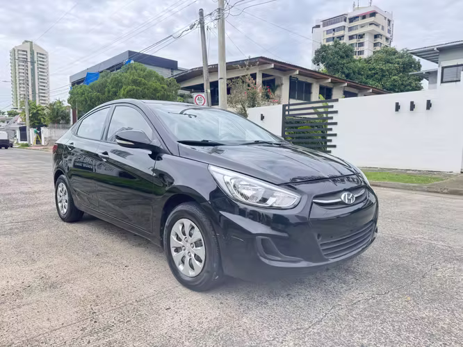 Hyundai Accent 2018 - Imagen 3