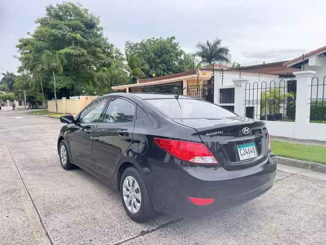 Hyundai Accent 2018 - Imagen 6