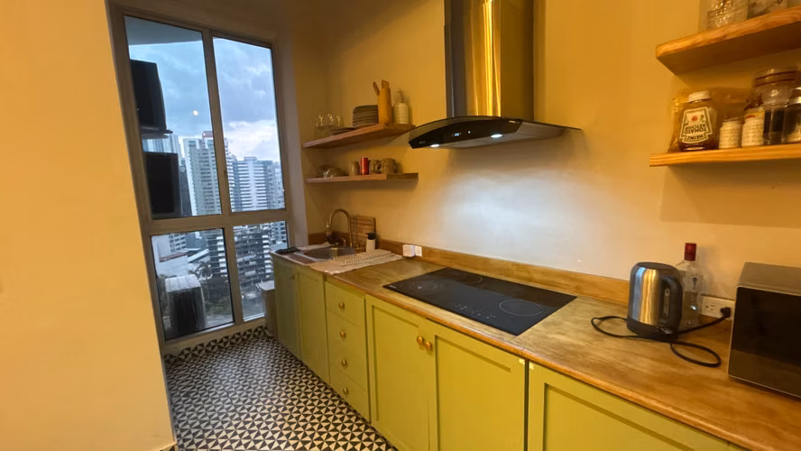 Apartamento Amoblado en PH Denovo | Diseño Moderno + Vistas a la Ciudad | $1,650 - Imagen 3