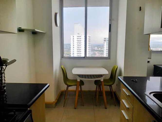 Vive en Costa del Este por $1,800! | Apartamento Amoblado de 3 Recámaras - Imagen 7