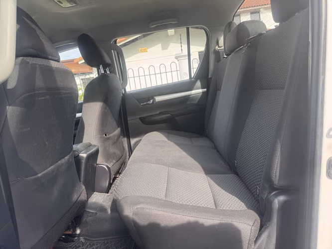 Toyota Hilux 2021 - Imagen 7