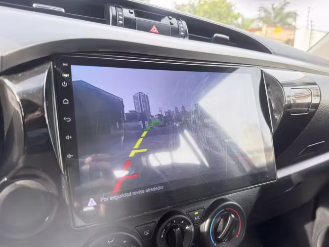 Toyota Hilux 2021 - Imagen 11