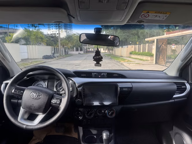 Toyota Hilux 2021 - Imagen 8