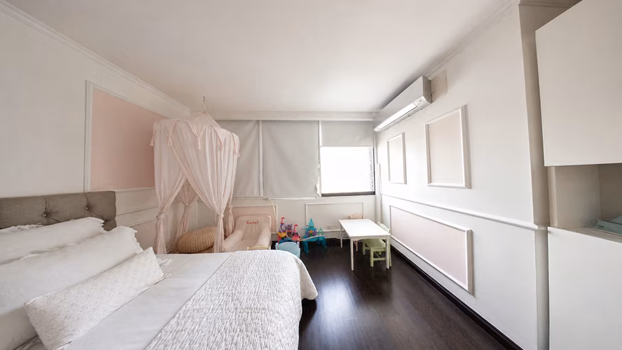 Apartamento en Venta en Avenida Balboa Los Delfines 24YCG7944