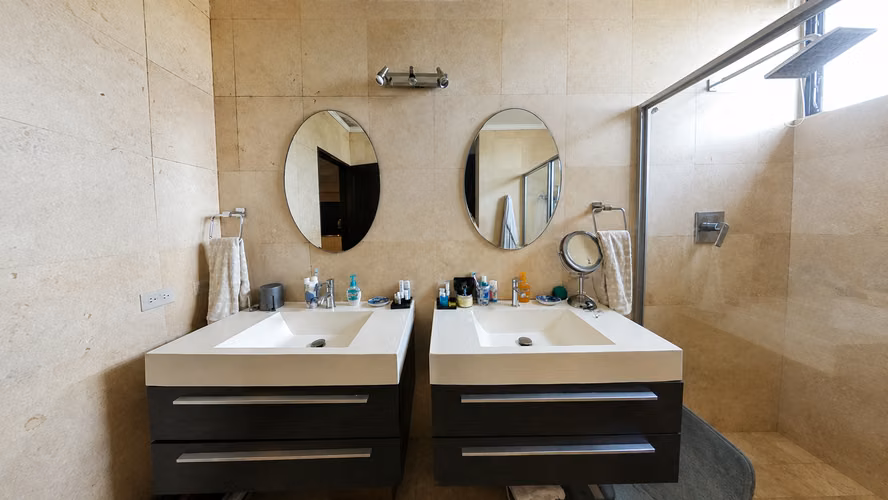 Apartamento en Venta en Avenida Balboa Los Delfines 24YCG7944