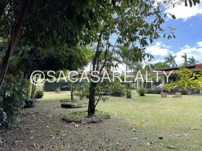 Amplio Terreno con Casa en Villa Zaita en Venta - Imagen 8