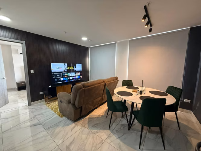 Apartamento en Calle 50 I Con balcón y 2 parking I especial para inversionistas - Imagen 4