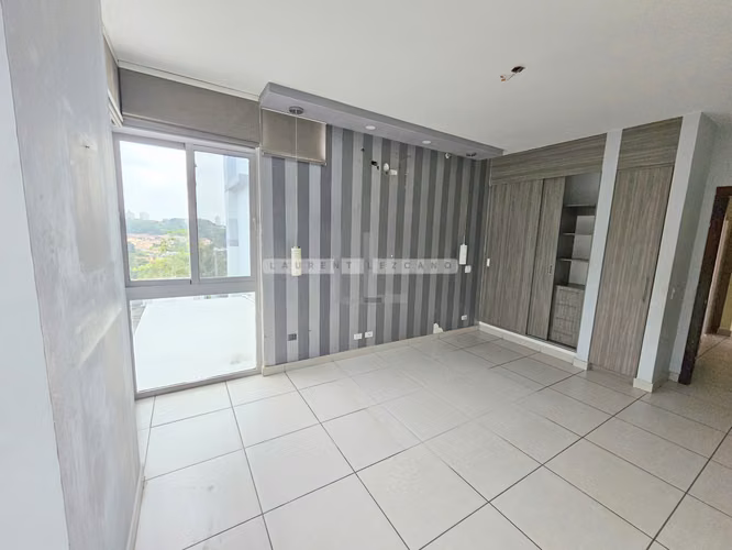 Venta de Apartamento en PH 4 Horizontes con Terraza privada. Haga su oferta